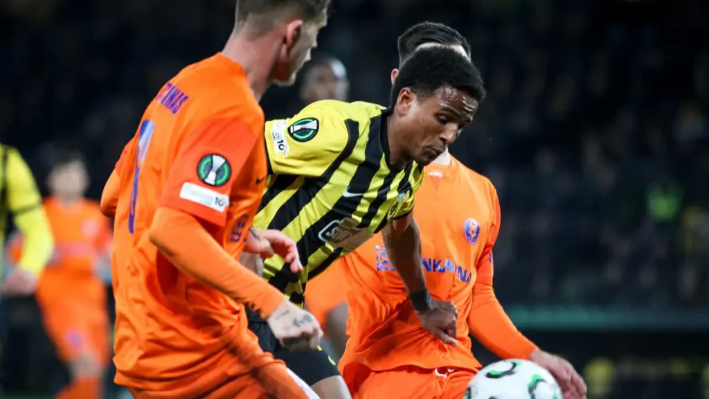 Στα προημιτελικά του Conference League η ΑΕΚ, αποκλείστηκε από το Europa League ο Παναθηναϊκός