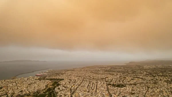 Καιρός: Σκόνη από τη Σαχάρα θα «πνίξει» Αττική, Ανατολική Μακεδονία και Ήπειρο
