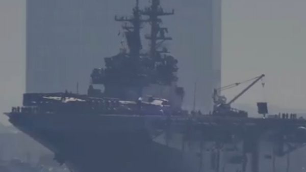 Ο Τραμπ στέλνει χιλιάδες στρατιώτες στον πόλεμο με το Ιράν