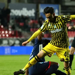 Πανσερραϊκός – Άρης 0-0: Ισοπαλία με χαμένους και τους δύο στις Σέρρες