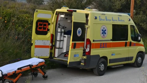 Πλαταμώνας: Κολόνα φωτισμού καταπλάκωσε 6χρονο στη μαρίνα