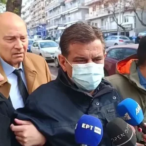 Θεσσαλονίκη: Πέθανε ο αστυνομικός που έμαθε καθυστερημένα ότι είχε καρκίνο – «Το κρίμα στον λαιμό τους»