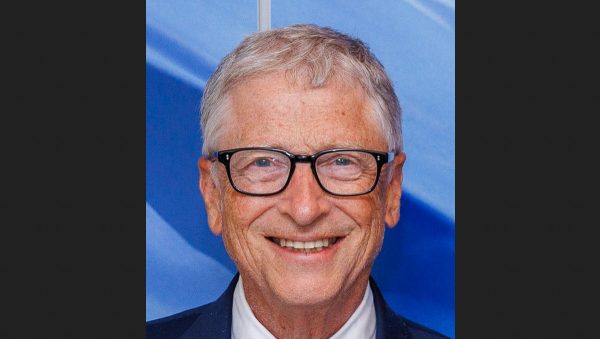 Ο Bill Gates χτύπησε το καμπανάκι και μια κορυφαία εταιρεία AI έδωσε λίστα με τα επαγγέλματα που κινδυνεύουν