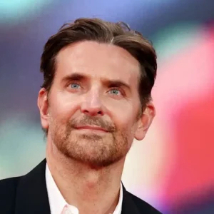 Ο Μπράντλεϊ Κούπερ συζητάει και για τη σκηνοθεσία του «Ocean’s» – Πρωταγωνιστεί με την Μάργκοτ Ρόμπι