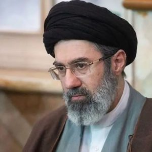 Μοτζτάμπα Χαμενεΐ: Το πρώτο μήνυμα του νέου ανώτατου ηγέτη του Ιράν - «Οι εχθροί θα πληρώσουν»