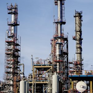 Έκλεισε το μεγαλύτερο διυλιστήριο των Εμιράτων, δέχθηκε επίθεση με drone