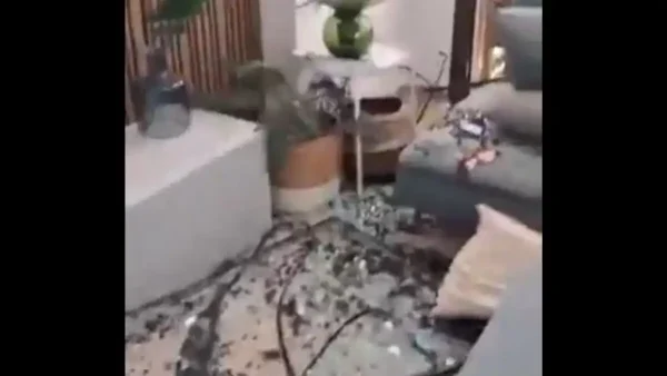 Ντουμπάι: Βίντεο ντοκουμέντο από drone που έπεσε σε διαμέρισμα – «Δεν πρόλαβα καν να τελειώσω το τσάι μου»