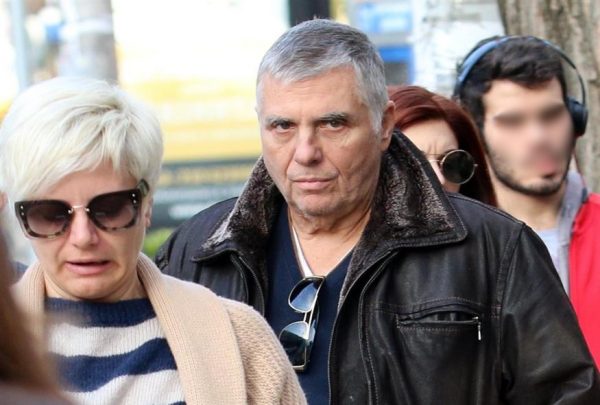 Γιώργος Τράγκας: Απολογήθηκε για ξέπλυμα βρόμικου χρήματος η χήρα του, Μαρία Καρρά – Αφέθηκε ελεύθερη με όρο και εγγύηση 100.000 ευρώ