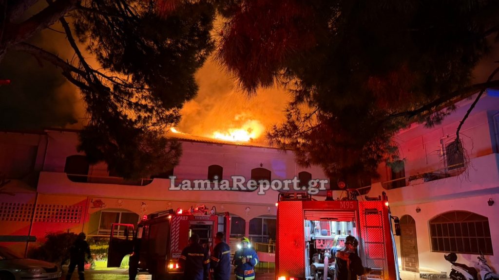 Έκτακτο: Σε εξέλιξη μεγάλη πυρκαγιά στη Μεγάλη Βρύση απέναντι από τον ΟΑΕΔ