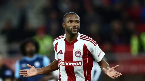 Ολυμπιακός και Ελ Κααμπί έτοιμοι να ανανεώσουν τη συνεργασία τους