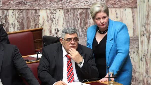 Χρυσή Αυγή: Στη φυλακή η Ελένη Ζαρούλια – Καταδικάστηκε σε δεύτερο βαθμό σε 5 χρόνια φυλακή