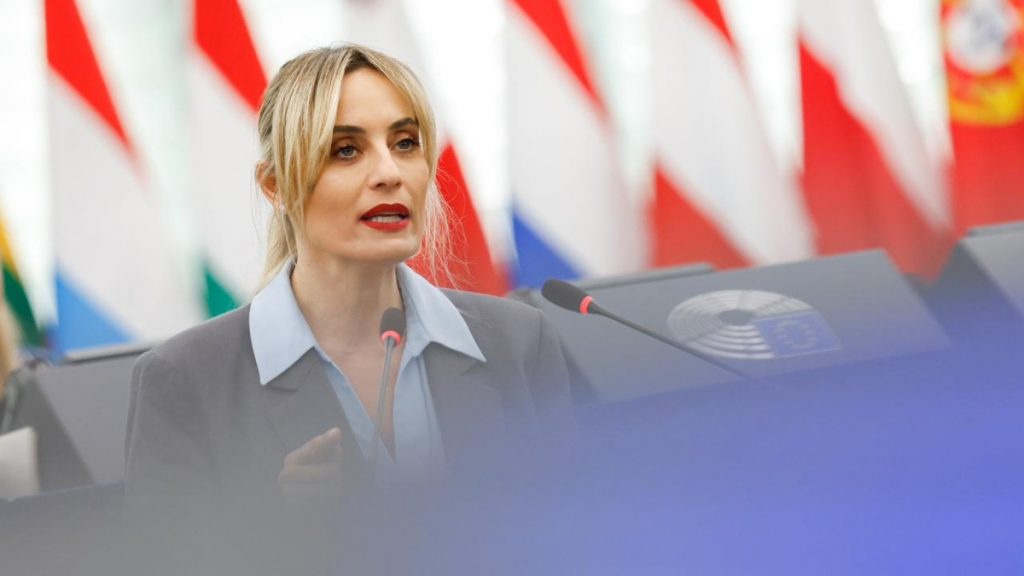 Ελεονώρα Μελέτη στο Ευρωκοινοβούλιο: «3.500 παιδιά κάθε μήνα θύματα κακοποίησης στο διαδίκτυο - Τα παιδιά μας θα σκεφτούμε, όχι τις πλατφόρμες»