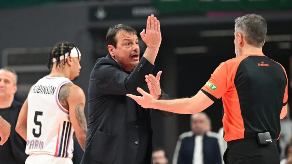 Εργκίν Αταμάν: Ποινή μιας αγωνιστικής με αναστολή στον κόουτς του Παναθηναϊκού από την Euroleague