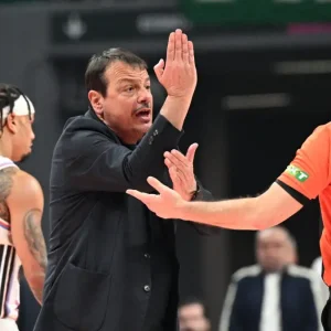 Εργκίν Αταμάν: Ποινή μιας αγωνιστικής με αναστολή στον κόουτς του Παναθηναϊκού από την Euroleague