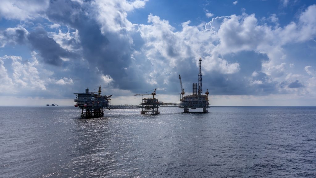 «Ξεκλειδώνουν» οι έρευνες υδρογονανθράκων από Chevron & Helleniq Energy - Τον Φεβρουάριο η γεώτρηση στο Ιόνιο