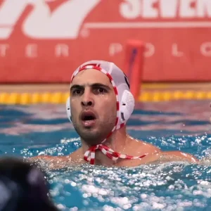 Ολυμπιακός – Μπρέσια 14-11: Οι ερυθρόλευκοι έκαναν την πρώτη τους νίκη στα προημιτελικά του Champions League στο πόλο