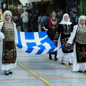 Δείτε βίντεο με ολόκληρη την παρέλαση της 25ης Μαρτίου στη Λαμία