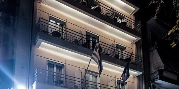 Τι εκτιμούν στην ΕΛΑΣ για τον 15χρονο Γάλλο που έπεσε και σκοτώθηκε από μπαλκόνι ξενοδοχείου στην Ομόνοια, σε σχολική εκδρομή