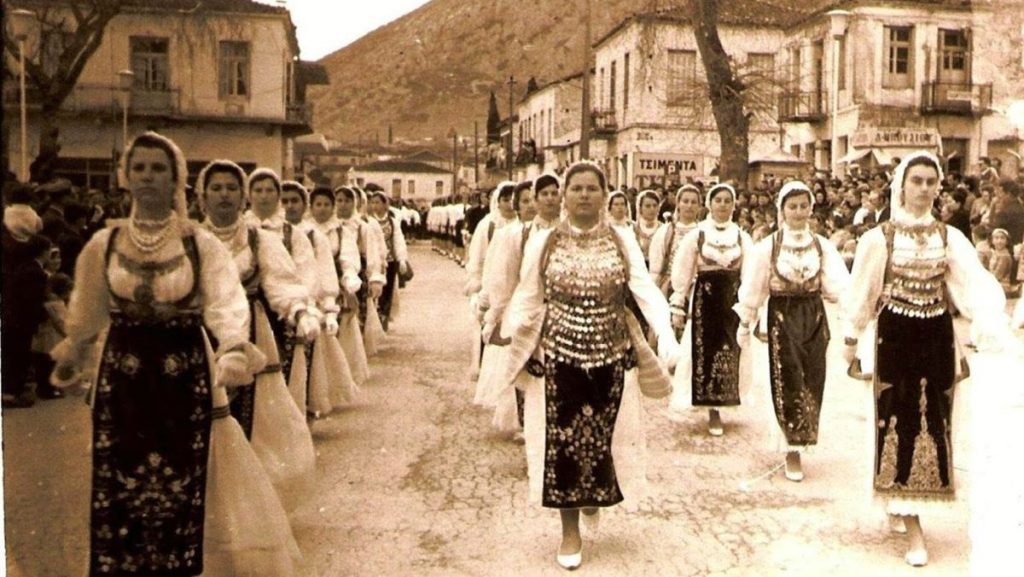 Πάμε να ταξιδέψουμε πίσω στο χρόνο - Εορτασμός και παρέλαση 25ης Μαρτίου στην Αμφίκλεια