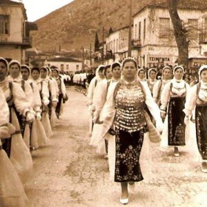 Πάμε να ταξιδέψουμε πίσω στο χρόνο - Εορτασμός και παρέλαση 25ης Μαρτίου στην Αμφίκλεια