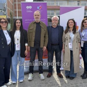 Πλατεία Πάρκου: Πραγματοποιήθηκε η ενημερωτική δράση του Ξενώνα Φιλοξενίας Κακοποιημένων Γυναικών του Δήμου Λαμιέων