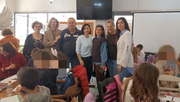Επίσκεψη των μαθητών της Α' Βάθμιας Εκπαίδευσης στα ΚΑΠΗ Μαλεσίνας και Αταλάντης