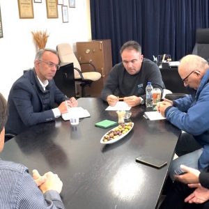 Συνάντηση Σταϊκούρα με το νέο ΔΣ του Αγροτικού Ελαιουργικού Συνεταιρισμού Στυλίδας