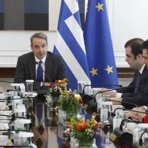 Στο υπουργικό συμβούλιο της Πέμπτης η αύξηση του κατώτατου μισθού