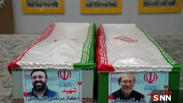 Ιράν: Οι πρώτες φωτογραφίες με τα φέρετρα του Αλί Λαριτζανί και του γιου του