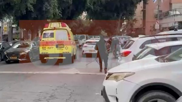 Το Ιράν χτυπά στο κέντρο του Τελ Αβίβ