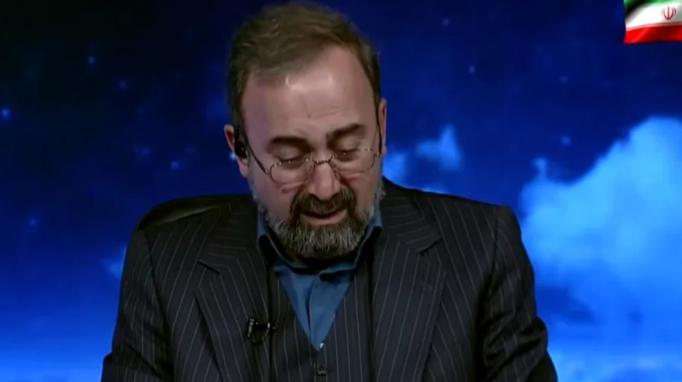 Με κλάματα ανακοίνωσε ο παρουσιαστής της κρατικής τηλεόρασης τον θάνατο του Αλί Χαμενεΐ