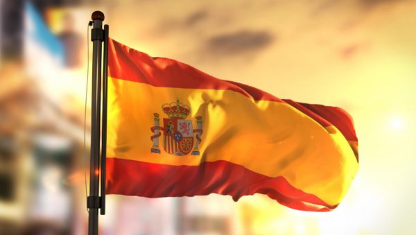 Η Ισπανία θα μειώσει τον ΦΠΑ στα καύσιμα στο 10% από 21% λόγω του πολέμου στο Ιράν