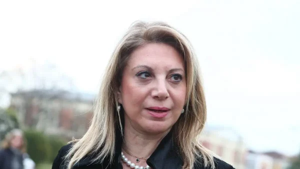Μαρία Καρυστιανού: «Δε θα δεχτούμε να παρακολουθούμε τη δίκη στην κάτω αίθουσα, από την τηλεόραση»