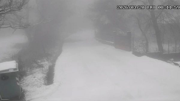 «Ντύθηκαν» στα λευκά τα ορεινά χωριά της Φθιώτιδας (ΒΙΝΤΕΟ-ΦΩΤΟ)