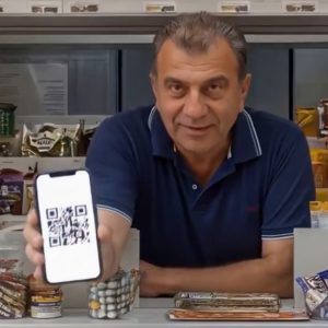 Η ώρα του QR code και του kids wallet για την απαγόρευση καπνικών και αλκοόλ, η ανάρτηση Χρυσοχοΐδη