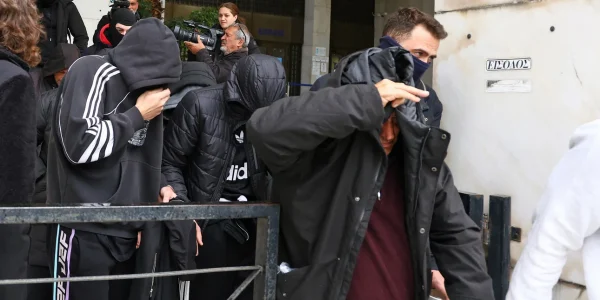 Οι 3+1 καταγγελίες που οδήγησαν στο ξήλωμα του κυκλώματος με την απάτη σε βάρος του ΕΦΚΑ -Το εύρημα που χτύπησε καμπανάκι