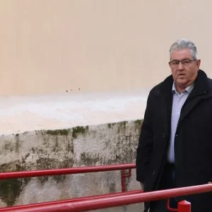 Επιμένει ο Δημήτρης Κουτσούμπας ότι πολεμικά drones κατευθύνονταν στην Ελλάδα – «Θέμα ημερών» να γίνουμε στόχος αντιποίνων