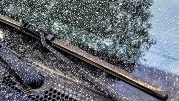 Εξήγηση Κολυδά: Γιατί έχουμε κύμα σκόνης και λασποβροχή ενώ πνέουν βοριάδες - Πότε υποχωρεί το φαινόμενο