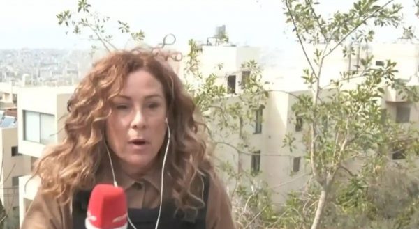 Βόμβα έπεσε δίπλα στο συνεργείο του MEGA στον Λίβανο – Σοκαριστικά πλάνα