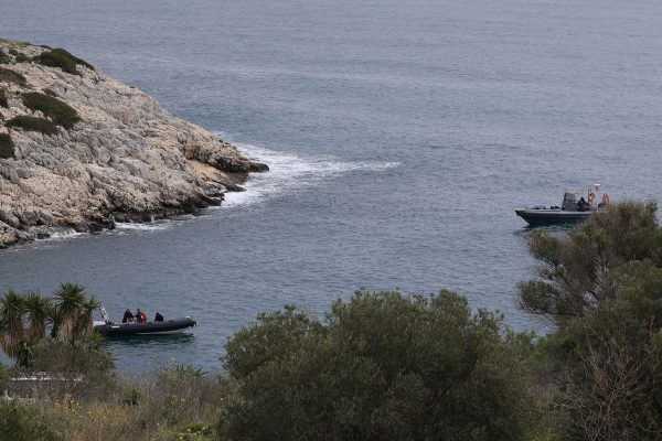 «Δεν ήταν απλό, η ορατότητα ήταν στο ένα μέτρο» -Δύτες περιγράφουν τη δύσκολη επιχείρηση για την ανάσυρση της σορού του 34χρονου