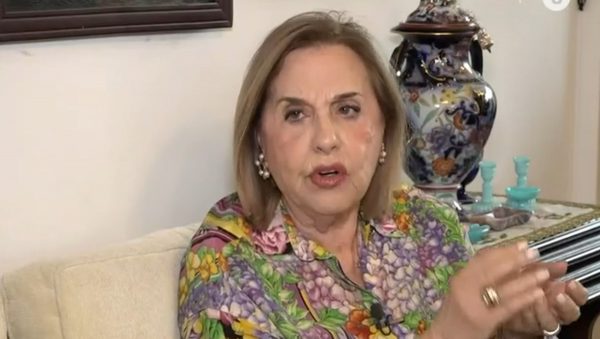 «Υπάρχει μια γνωστή παρουσιάστρια που είδε τον Γιώργο Τσαγκαράκη να πουλάει το βραχιόλι της», είπε η Λόλα Νταΐφά