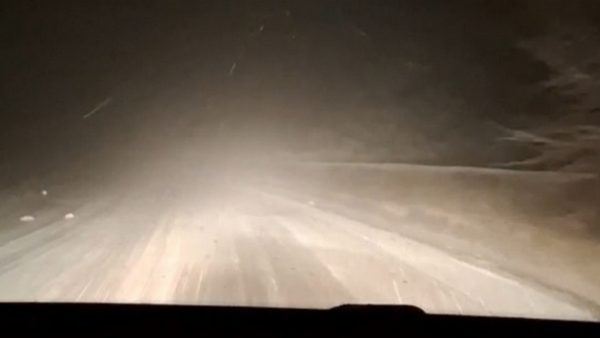 Ρίχνει «με όρεξη» στα ορεινά της Φθιώτιδας - Η viral περιγραφή της χιονόπτωσης (ΒΙΝΤΕΟ)