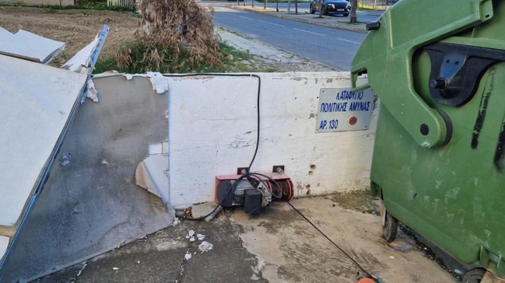 Απογοητευτικές εικόνες από καταφύγια στην Κύπρο: Σε πάρκινγκ πολυκατοικιών, αποθήκες και... κοτέτσια