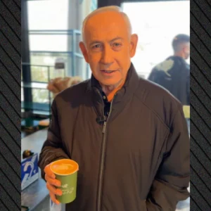 «Πεθαίνει» για καφέ ο Νετανιάχου, δεν είναι νεκρός: Δείτε το βίντεο με το οποίο ο Ισραηλινός πρωθυπουργός διαψεύδει τις φήμες περί θανάτου του