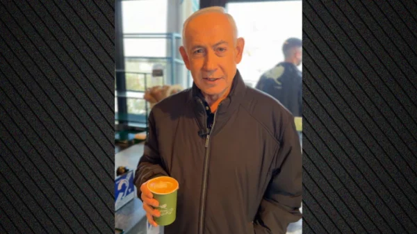 «Πεθαίνει» για καφέ ο Νετανιάχου, δεν είναι νεκρός: Δείτε το βίντεο με το οποίο ο Ισραηλινός πρωθυπουργός διαψεύδει τις φήμες περί θανάτου του