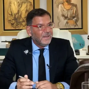 Ελεύθερος με όρους και εγγύηση 50.000 ευρώ ο γκαλερίστας Γιώργος Τσαγκαράκης