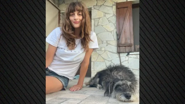 Μαρία Κωνσταντάκη: Ούρησα στην πάνα του σκύλου μου, για να τον μάθω να κάνει το ίδιο