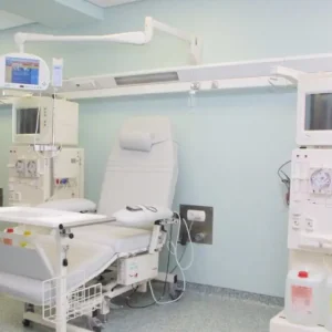 Αίγινα: Με παρέμβαση Γεωργιάδη λύθηκε το πρόβλημα με τους νεφροπαθείς – Συνεχίζεται η λειτουργία της μονάδας αιμοκάθαρσης