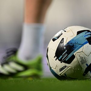 Η προτελευταία αγωνιστική της Super League με αμέτρητες αγορές στα καταστήματα Allwyn