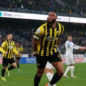 ΑΕΚ – ΑΕΛ Novibet 1-0: Επιστροφή στις νίκες και στην «μοναξιά» της κορυφής για την Ένωση στη Super League